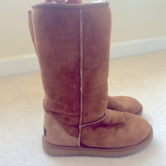 Ugg Classic Tall Chestnut Boots - Picture 6 of 9